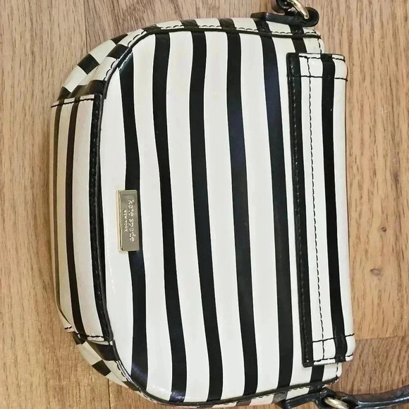 Kate spade Chelsea park stripe pattern Crossbody - Picture 7 of 9